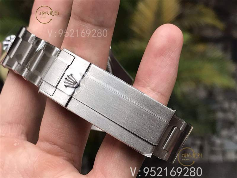 AR廠勞力士漸變藍鬼王v2版腕表復(fù)刻做工怎么樣對比n廠漸變鬼王-復(fù)刻表