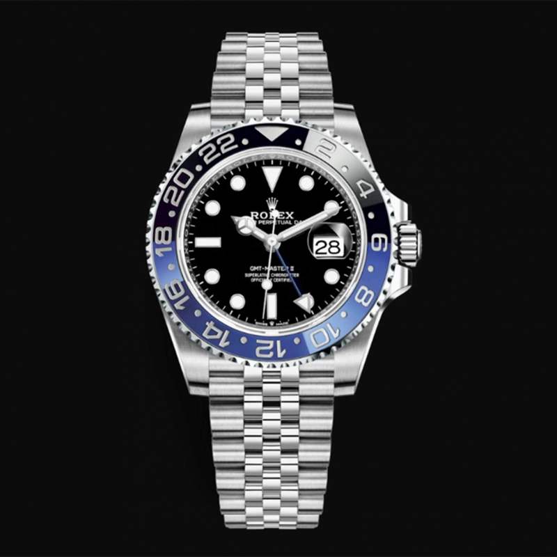 俗稱藍黑圈、BATMAN的Rolex GMT-Master II 116710BLNR是舊版本的款式,用的是三格表帶,早已經 5只2022最熱門的勞力士手表一覽-復刻表