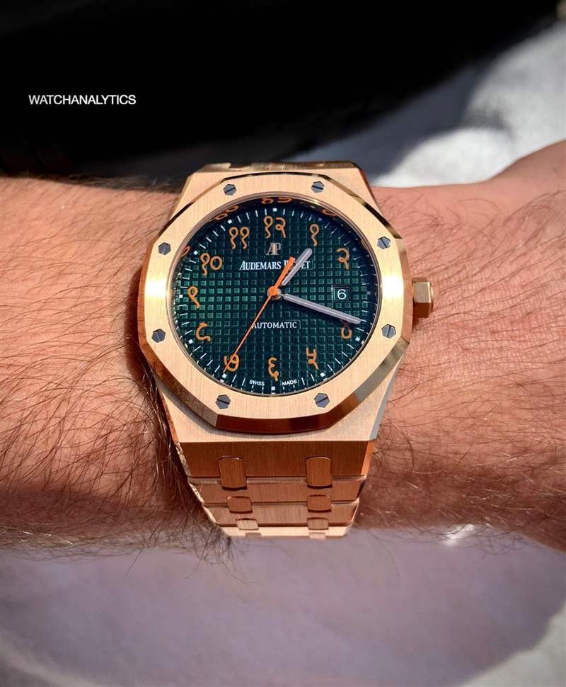 AUDEMARS PIGUET - 15409OR(IG@watchanalytics) AP皇家橡樹絕版15450ST手表最新行情藍色面盤比灰銀款貴2萬美金-復刻表
