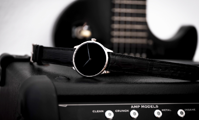 慶祝全新銷售平臺上線！ H. MOSER & CIE.推出三款Vantablack?腕表
