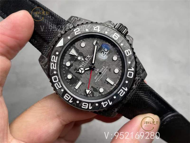 VS廠新品勞力士Ntpt格林尼治碳纖維復(fù)刻表3186機芯做工怎么樣-復(fù)刻表