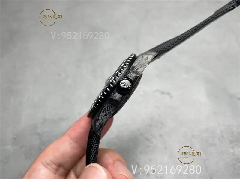 VS廠新品勞力士Ntpt格林尼治碳纖維復(fù)刻表3186機芯做工怎么樣-復(fù)刻表