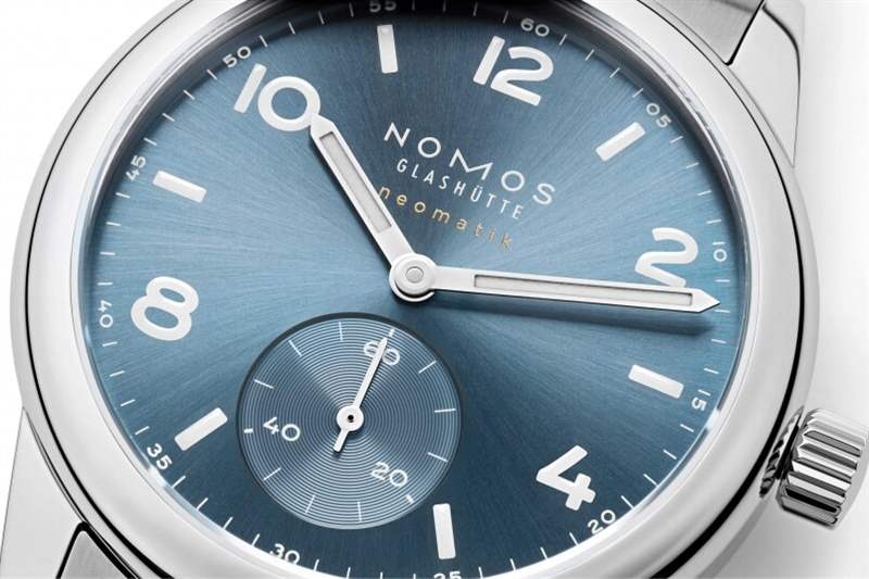 精妙的設(shè)計(jì) NOMOS Glashütte全新Club Sport neomatik腕表推出煥然一新的尺寸和配?設(shè)計(jì)-復(fù)刻表