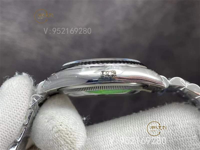 VS廠勞力士新品推薦-VS廠36mm日志棕櫚葉綠盤(pán)腕表做工評(píng)測(cè)-復(fù)刻表