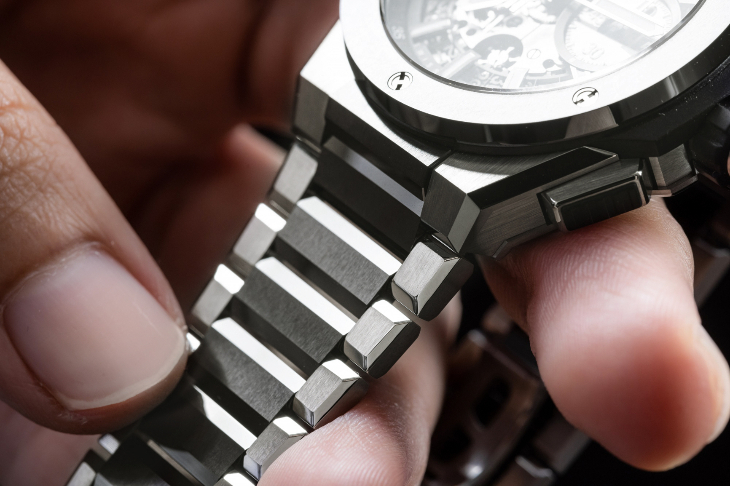 HUBLOT - HUBLOT鏈帶腕表一推出就成為業(yè)界基準的5個關(guān)鍵