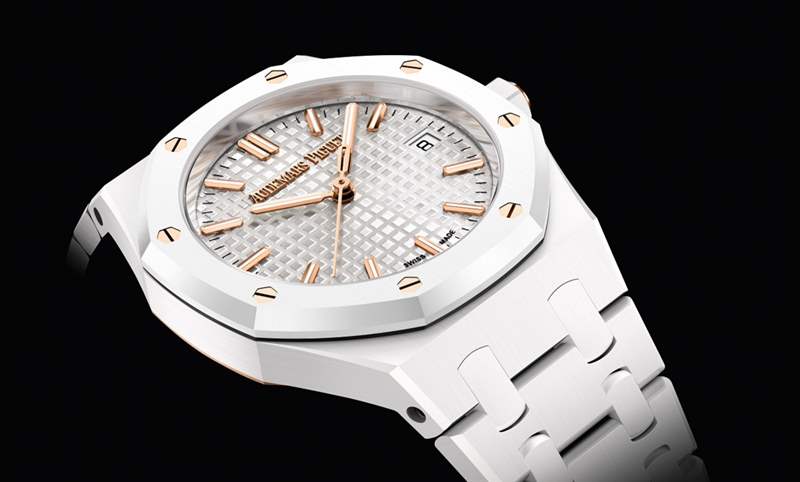 AUDEMARS PIGUET - 白色陶瓷版！ 愛(ài)彼皇家橡樹(shù)34毫米自動(dòng)上鏈腕表雪白登場(chǎng)