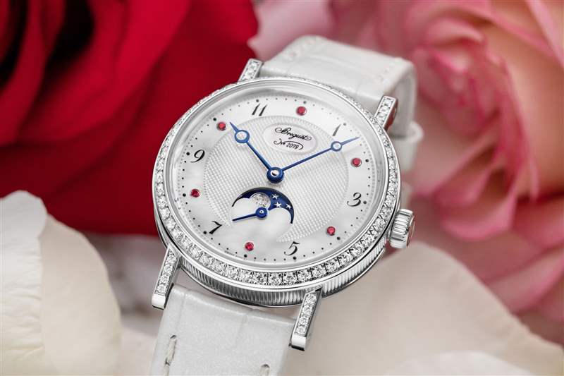 Breguet推出Classique Phase de Lune 9085 Valentine’s Day情人節(jié)主題腕表:紅寶石時標 Breguet推出Classique Phase de Lune 9085 Valentine’s Day情人節(jié)主題腕表:紅寶石時標-復刻表