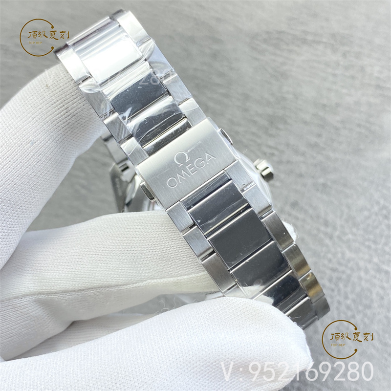 VS廠歐米茄海馬150m系列墨綠世界時(shí)復(fù)刻表:深度測評與細(xì)節(jié)解析-復(fù)刻表